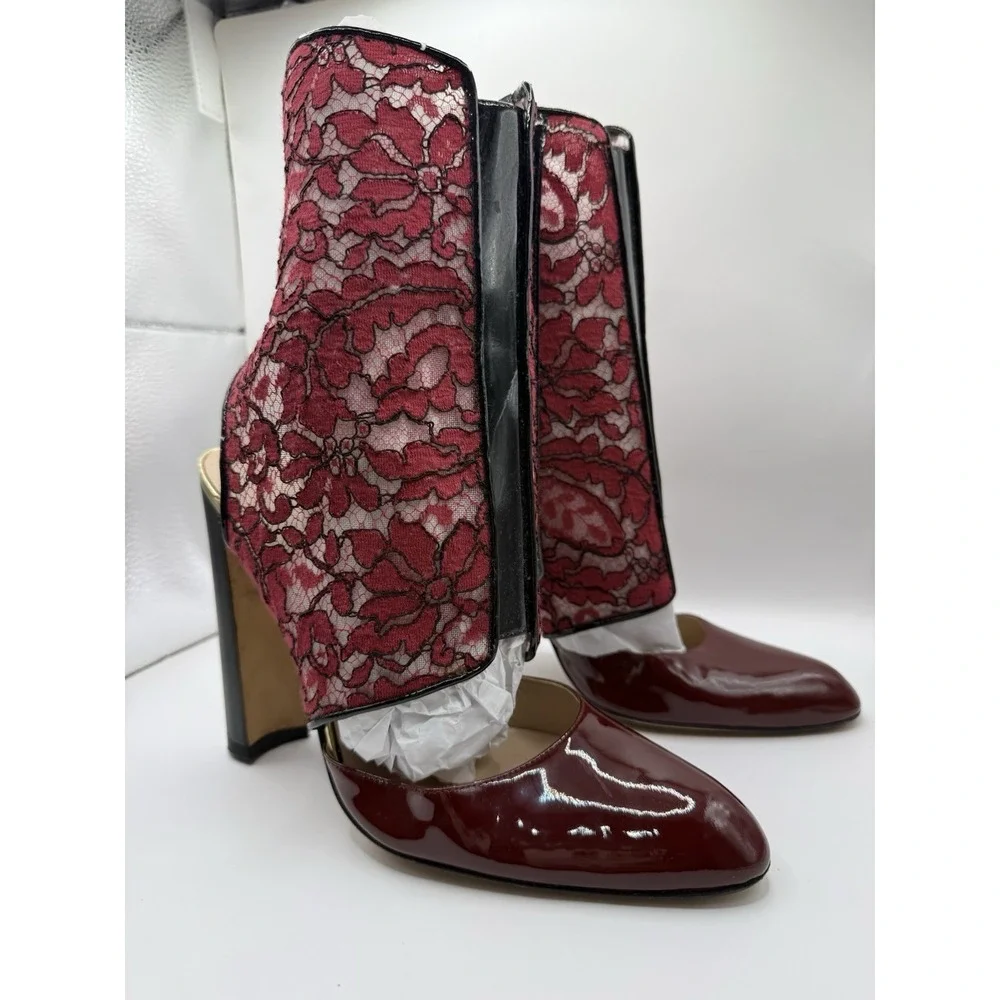 Manolo Blahnik Leather With Lace Floral Overlay . Handmade In Italy Size 9 - 9.5